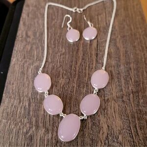 Pink stone necklace and earrings set #PinkJewels
Pink stone silver chain